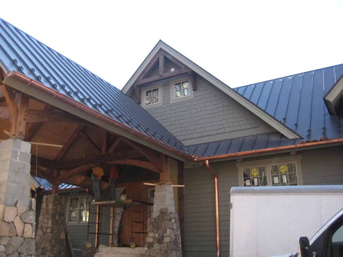 Craftsman Roofing team delivering quality roofing work in Pampa